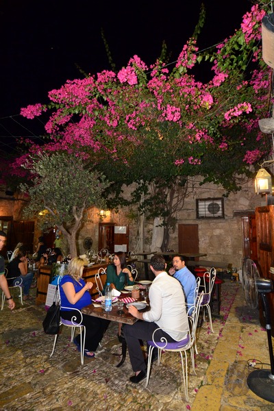 Edde Yard on Saturday Night